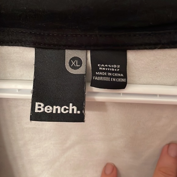 Bench Women’s Zip Up Sweater XL - Picture 5 of 5